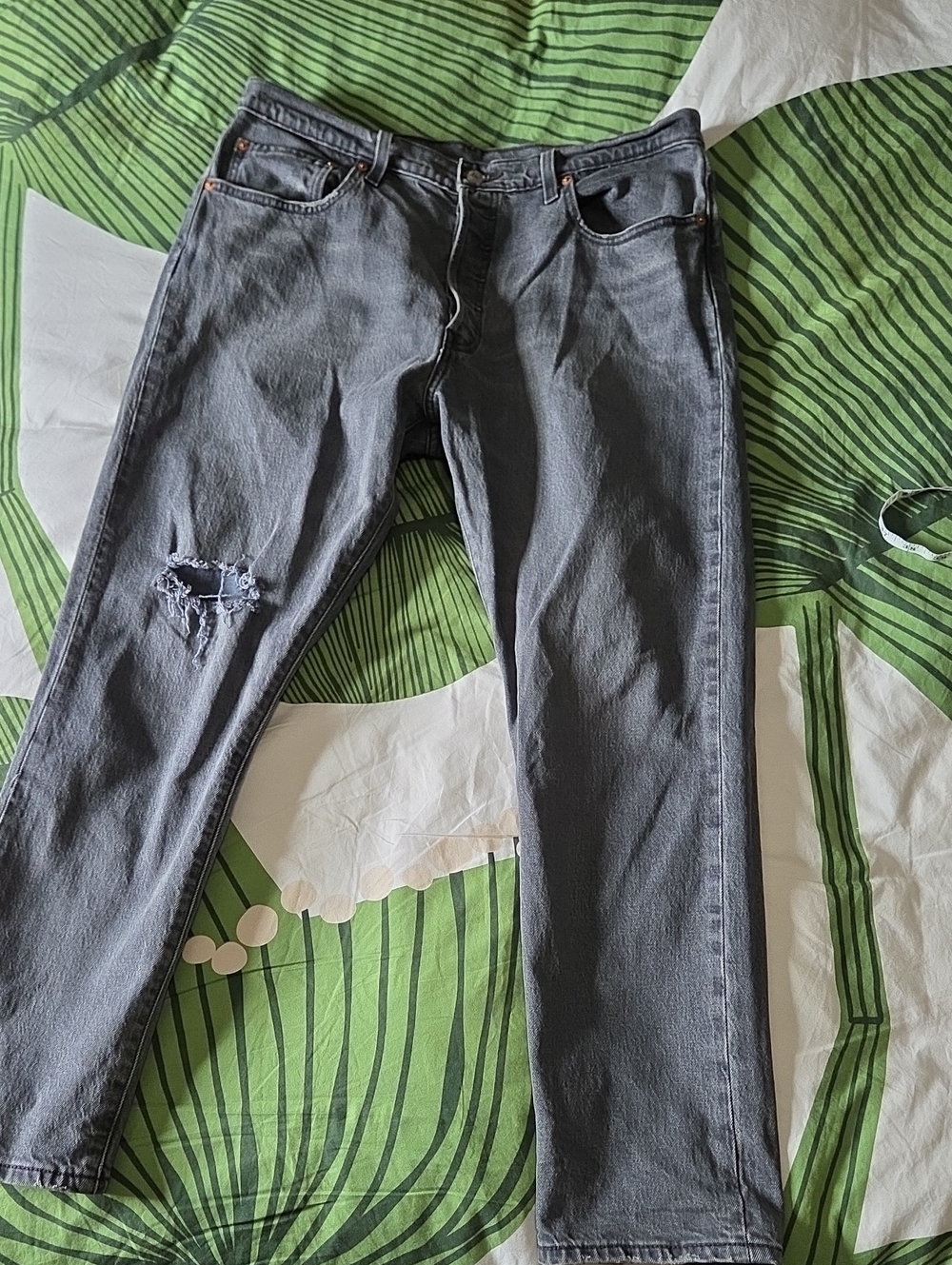Levi's Women's 501 Skinny Jeans in Gray with Knee Distress